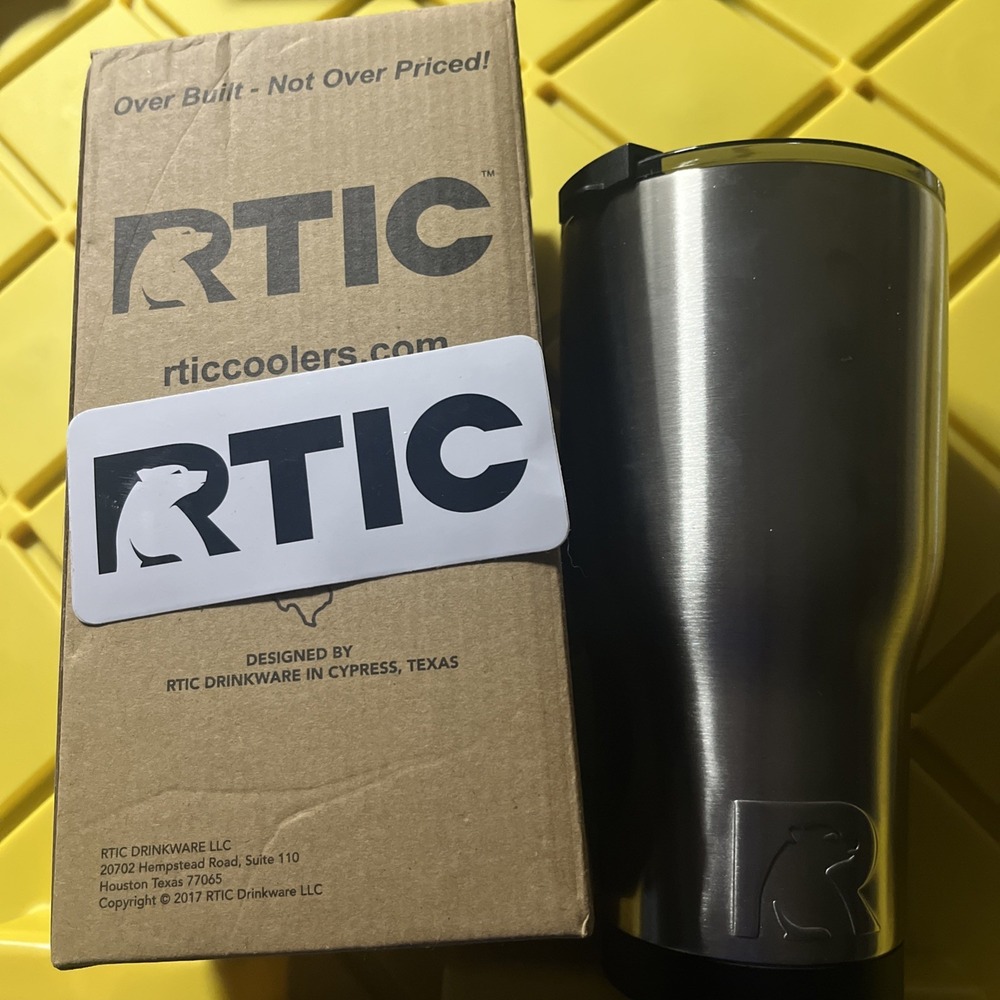 RTIC 30 oz Tumbler Stainless Steel Double Wall Insulated Cup Black Bottom New